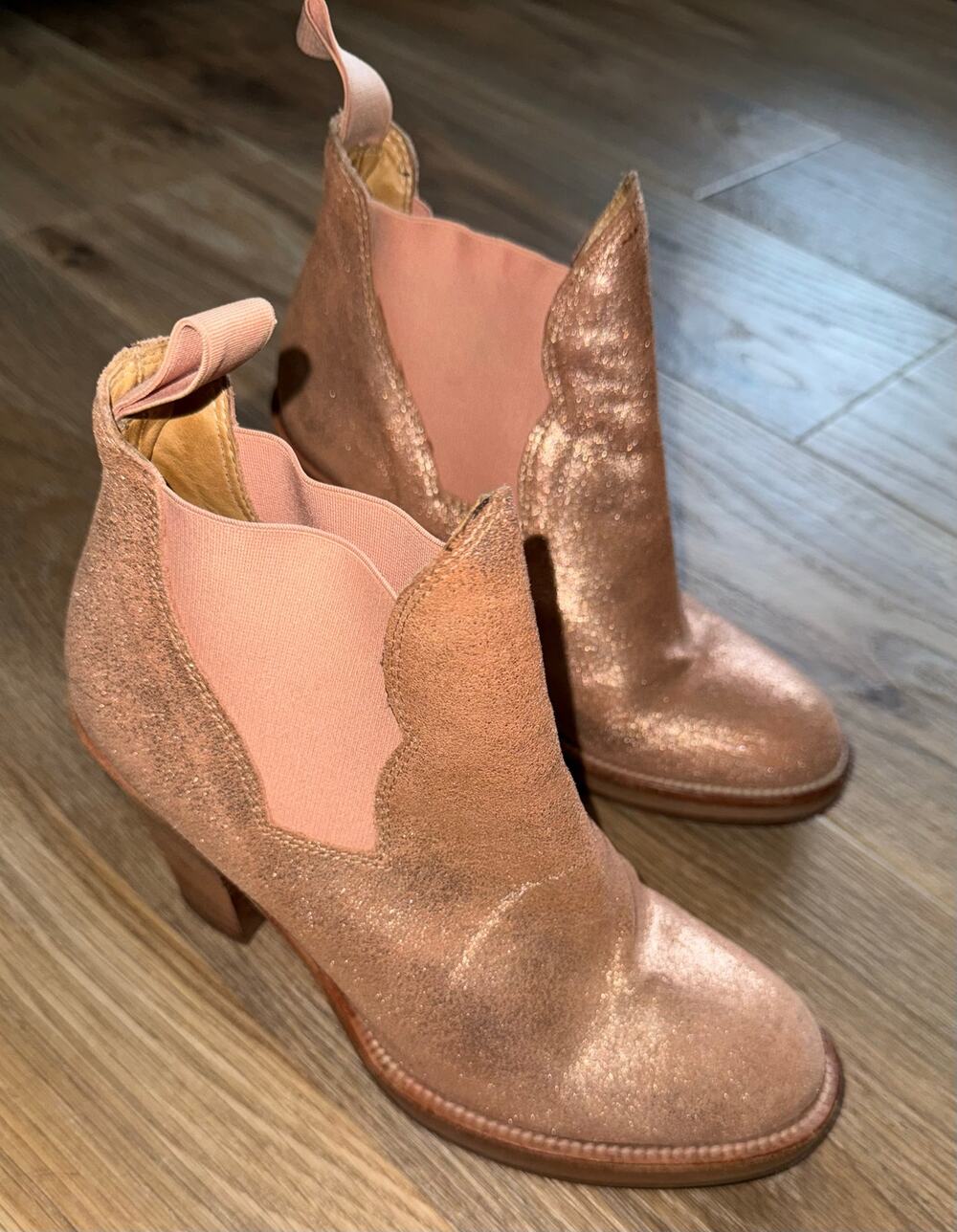 ACNE STUDIOS Rose Gold Metallic Leather Western Style Boots - size 40/9.5 - S3